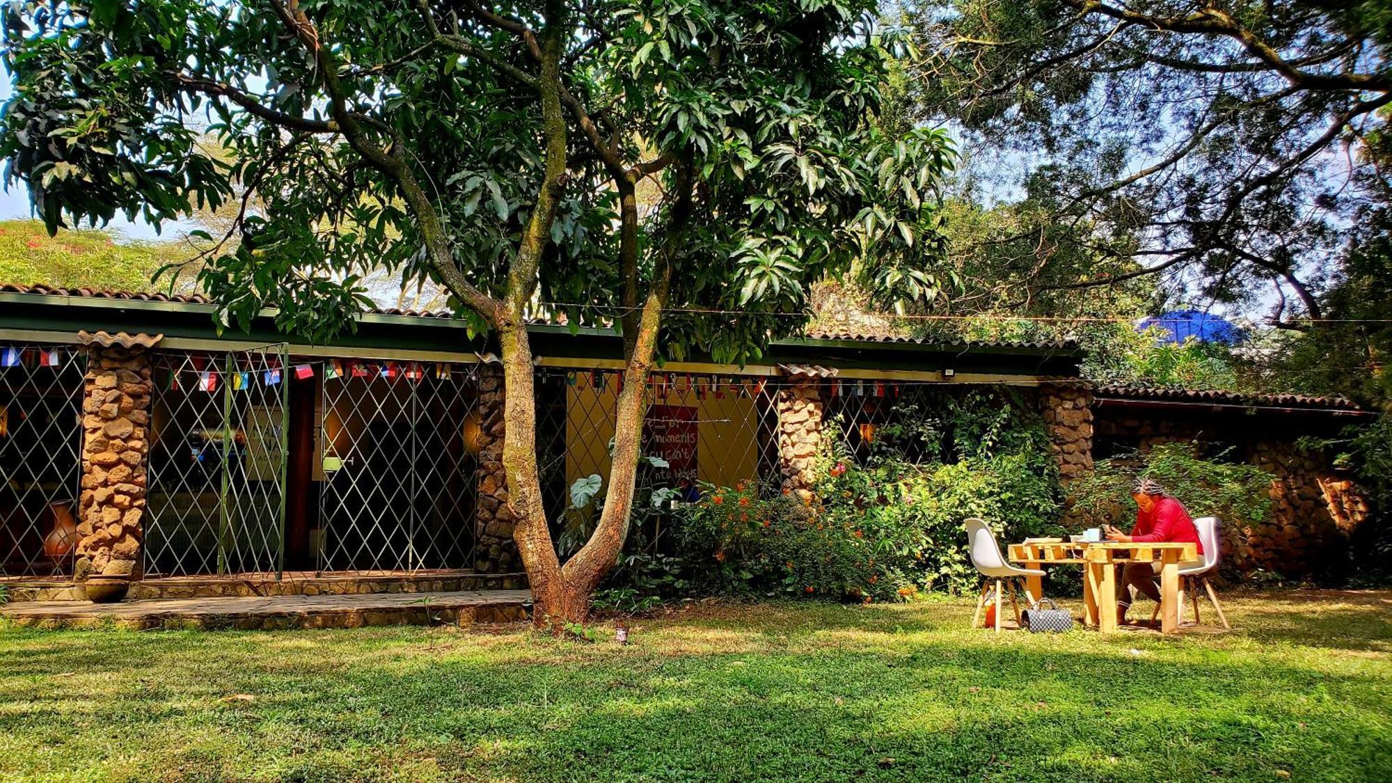 Mad Vervet Nairobi Backpackers Hostel Exterior photo